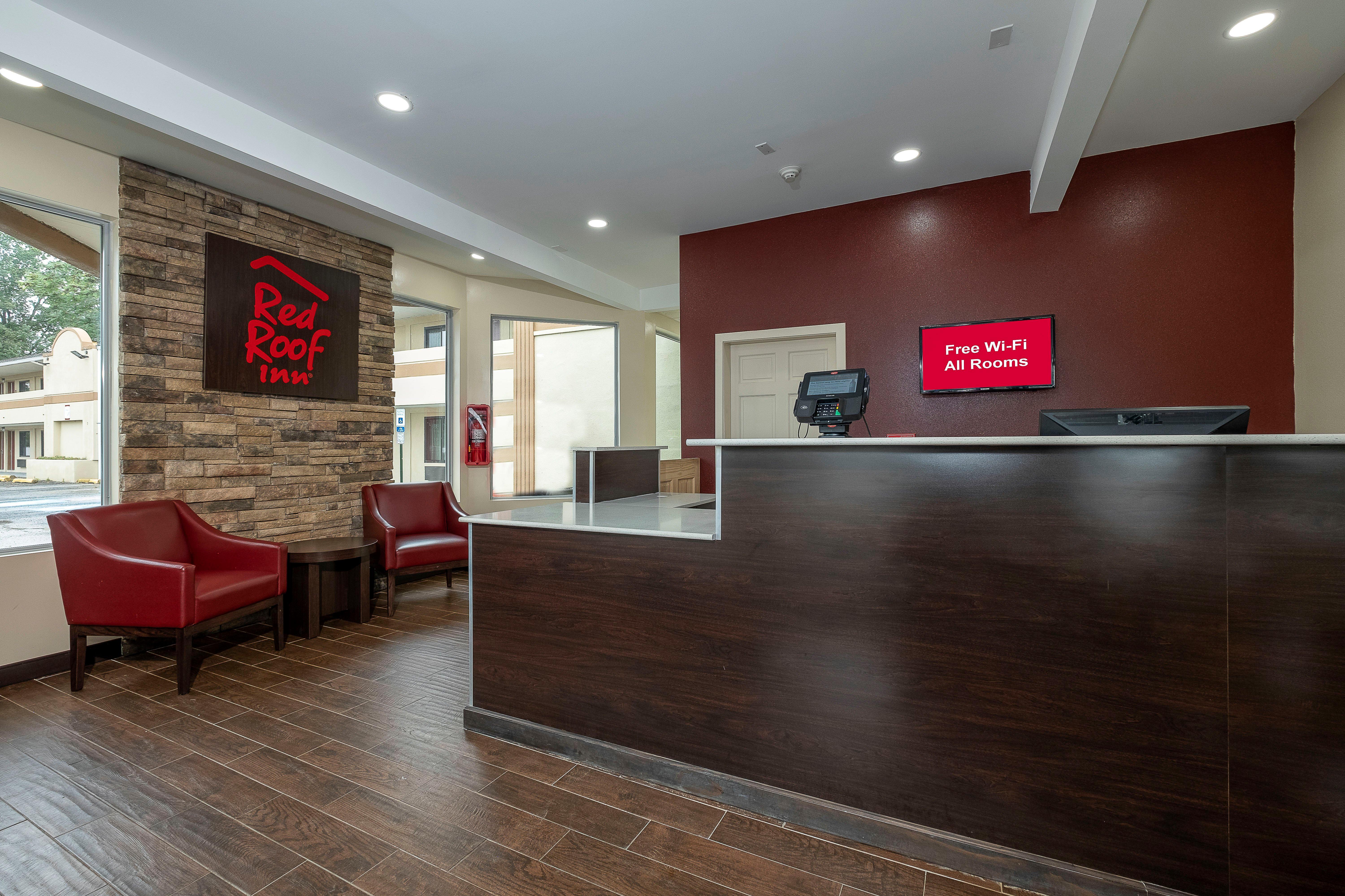 Red Roof Inn Freehold Exterior photo